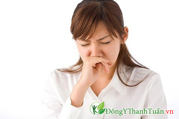 Ợ nóng, ợ chua là một trong những biểu hiện điển hình của bệnh trào ngược dạ dày Ợ nóng, ợ chua là một trong những biểu hiện điển hình của bệnh trào ngược dạ dày